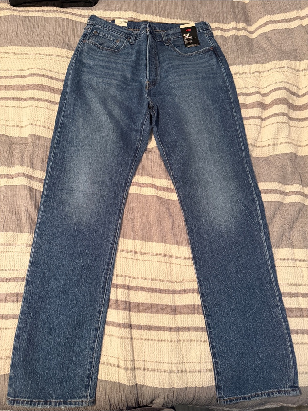 Levi’s 501 Original Fit Women’s Jeans - Picture 6 of 15